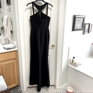 BCBGMAXAZRIA Long Formal Black Dress w Keyhole